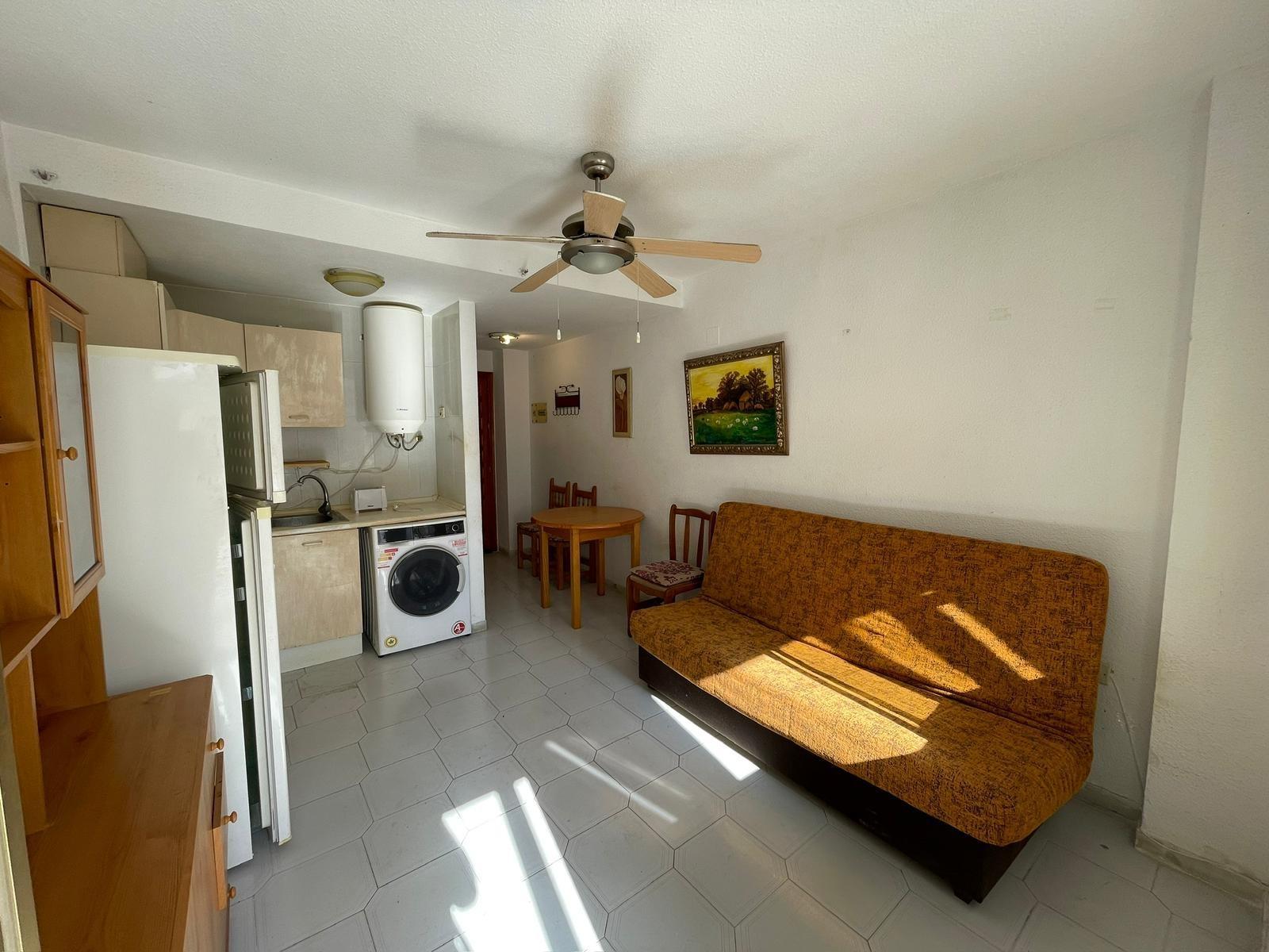Apartment in Torrevieja (Centro) — image 4