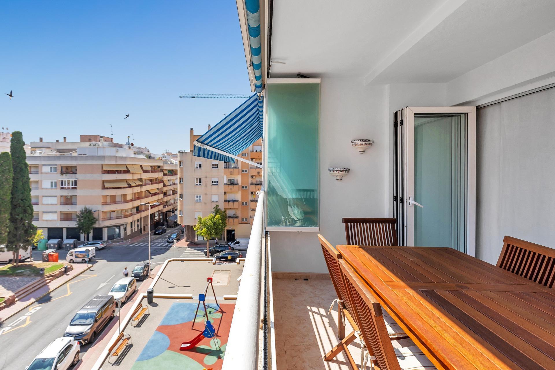 Apartment in Torrevieja (Playa Del Cura) — image 6