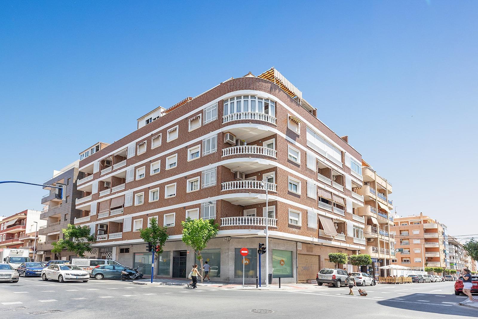 Business-Premise in Torrevieja (Centro) — image 3