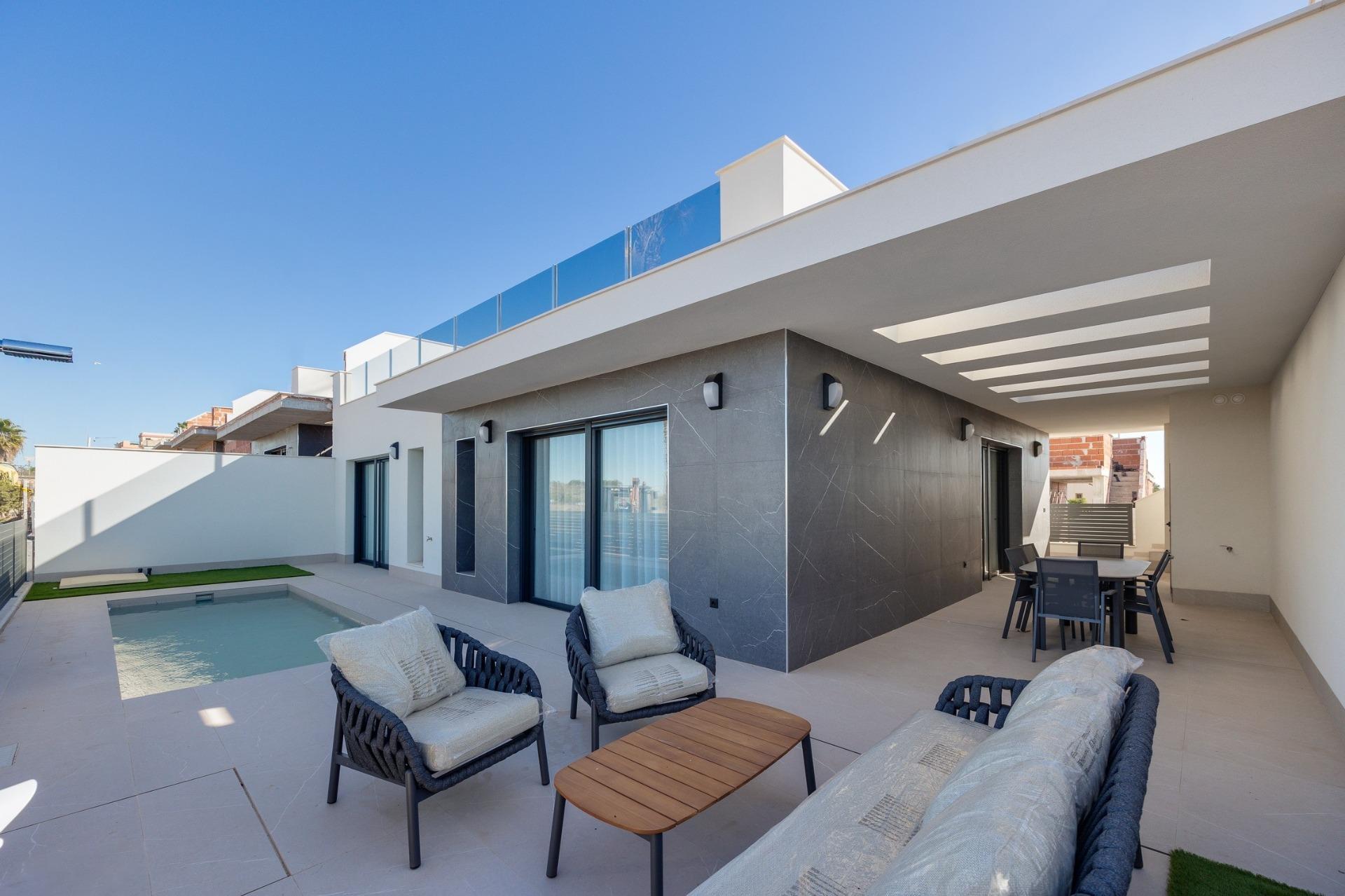 New Villas for Sale in Torrevieja – 2 km from the Sea — image 1
