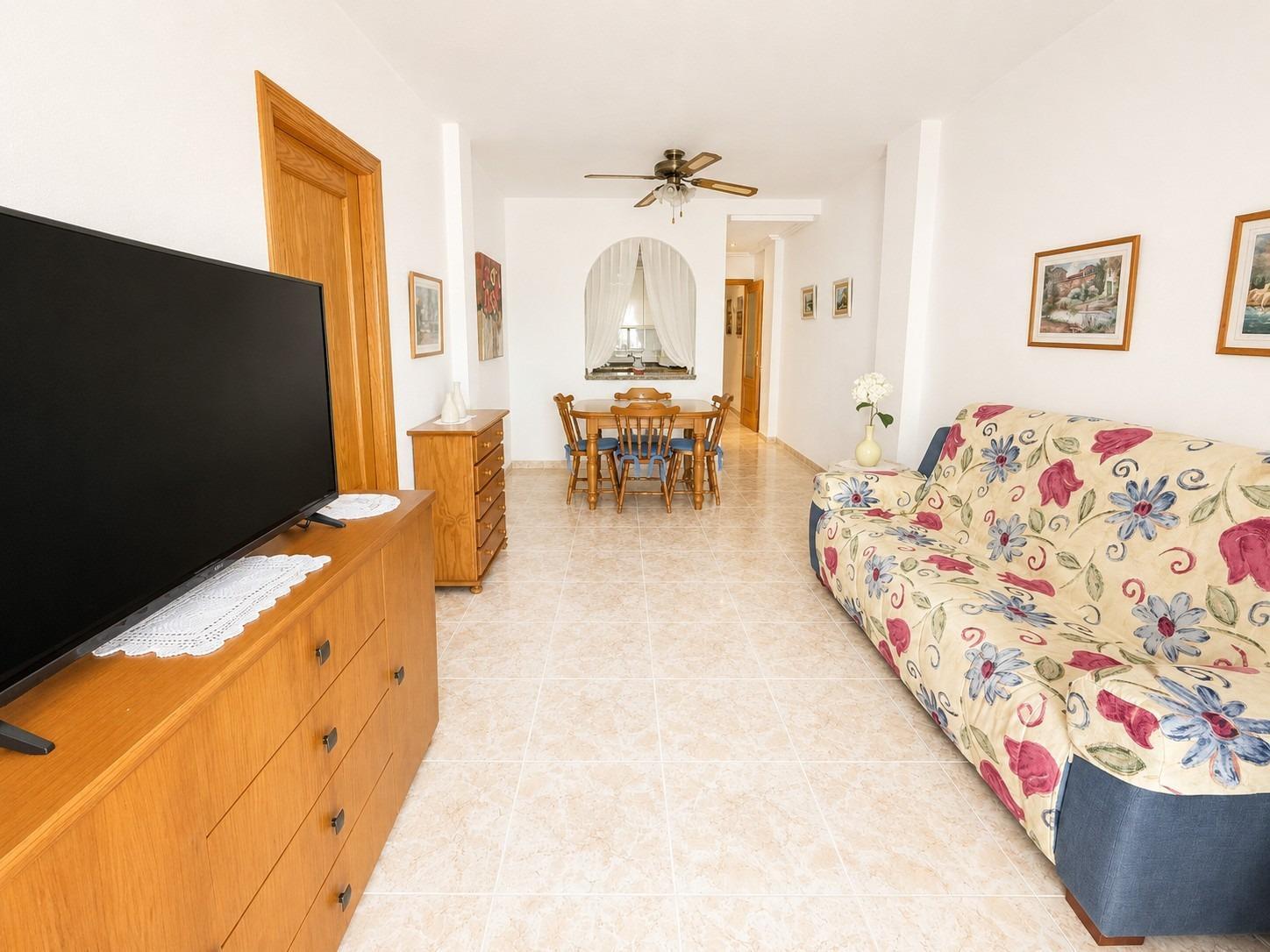 Apartment in Torrevieja (Playa Del Cura) — image 3