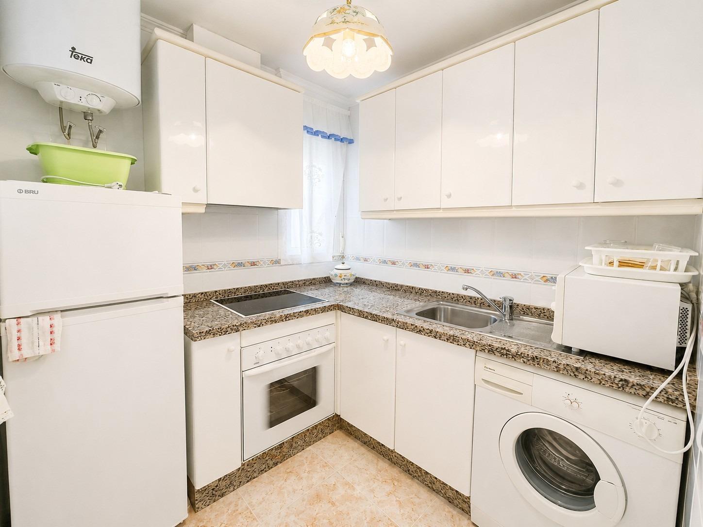 Apartment in Torrevieja (Playa Del Cura) — image 6