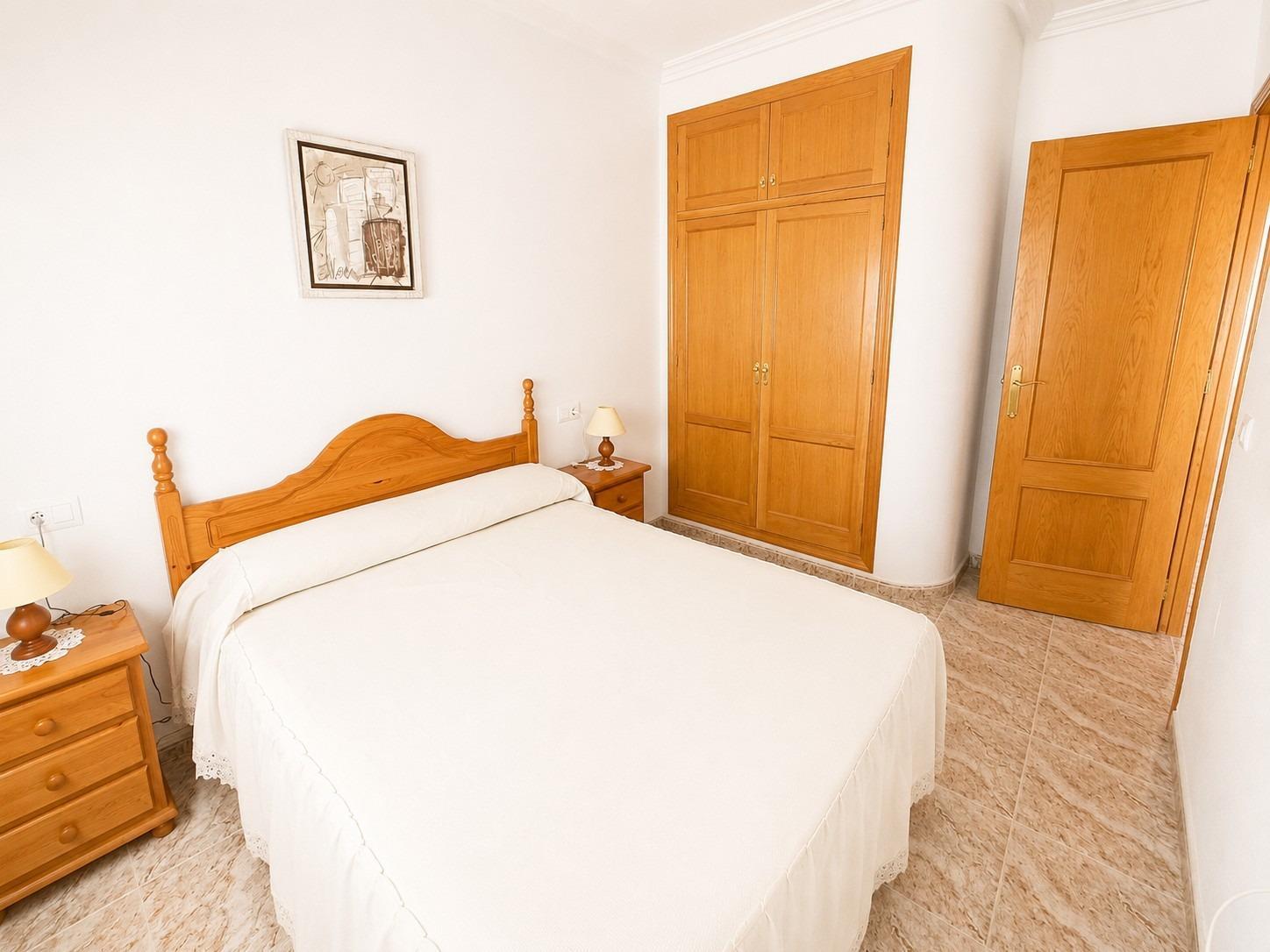 Apartment in Torrevieja (Habaneras) — image 6