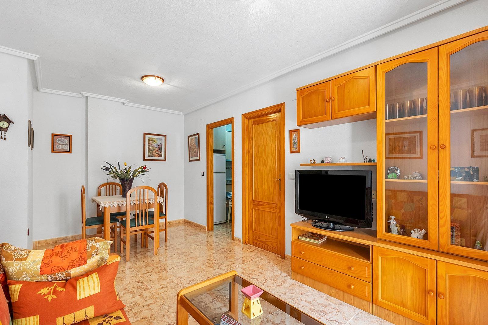 Apartment in Torrevieja (Playa Del Cura) — image 5