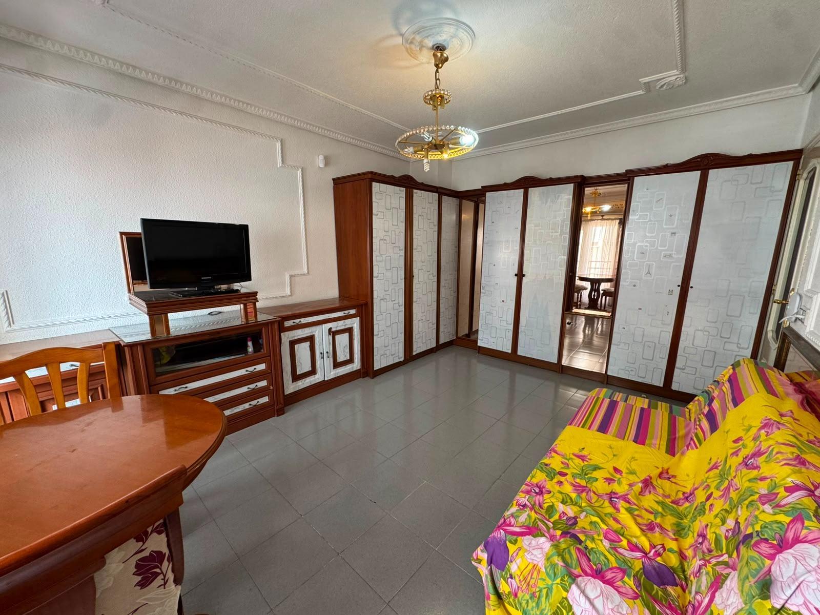 Apartment in Torrevieja (Centro) — image 2