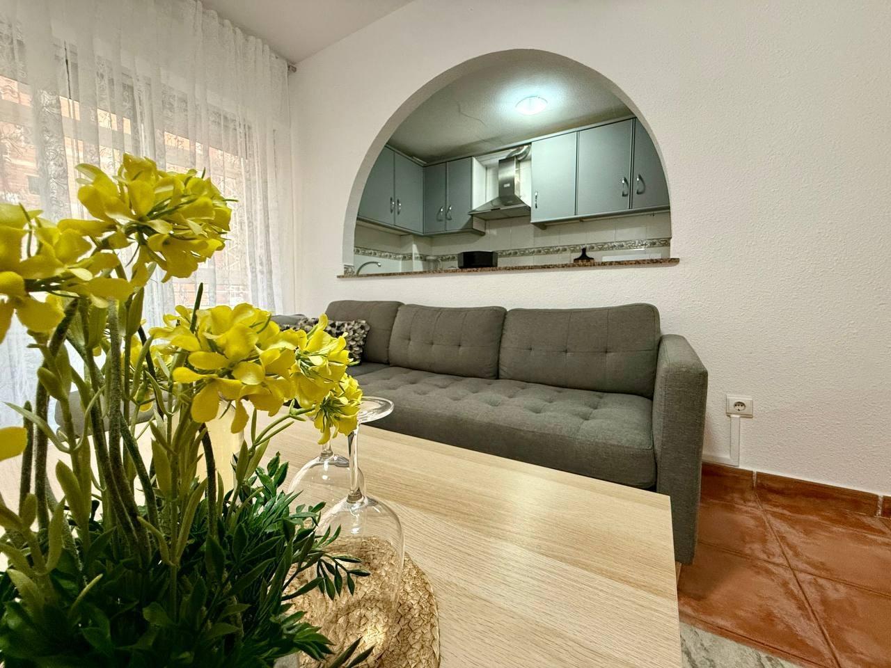 Exclusivo apartamento 2 dormitorios y 3 terrazas - Ref. A10245 — image 1