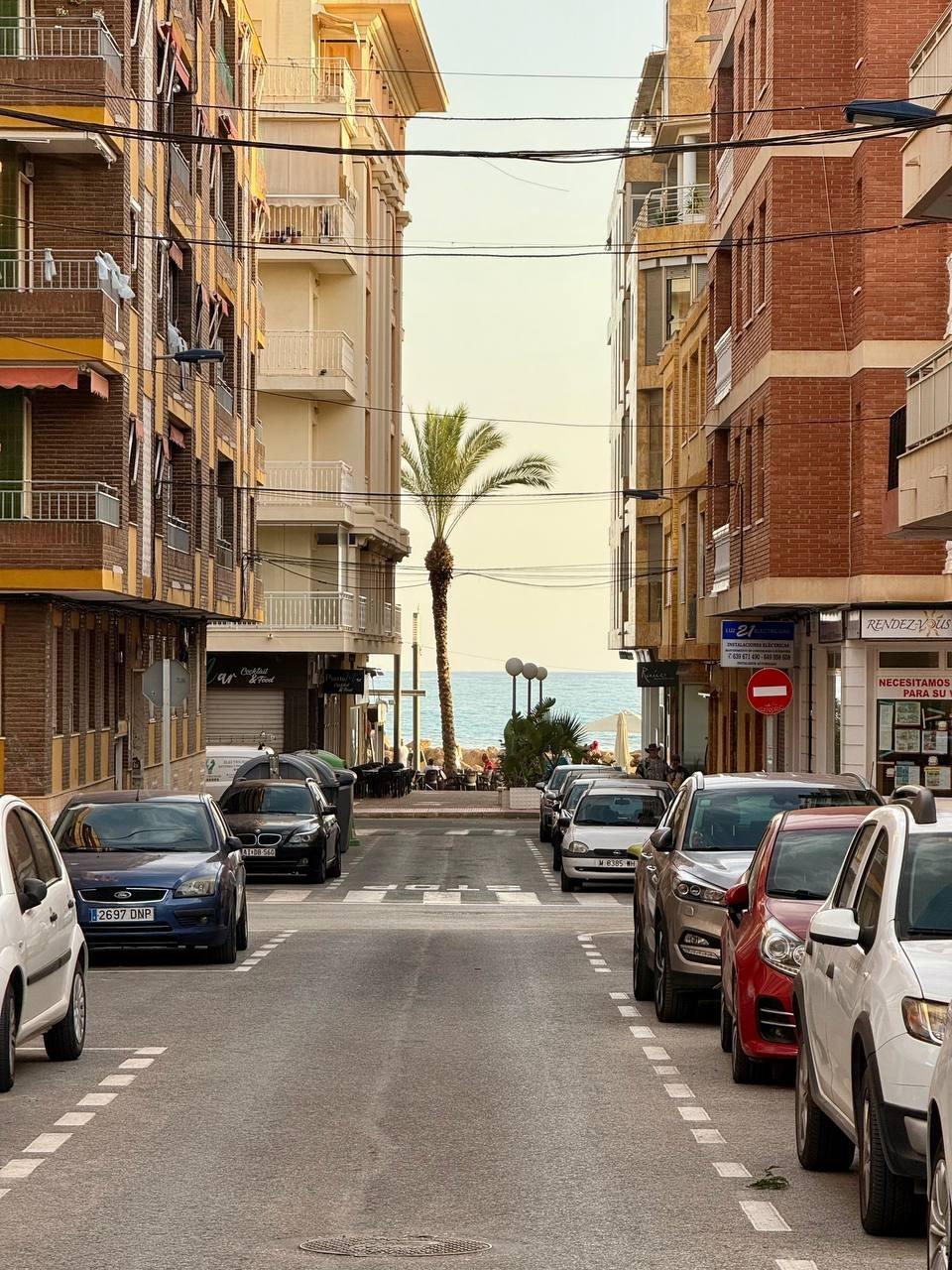Exclusivo apartamento 2 dormitorios y 3 terrazas - Ref. A10245 — image 2