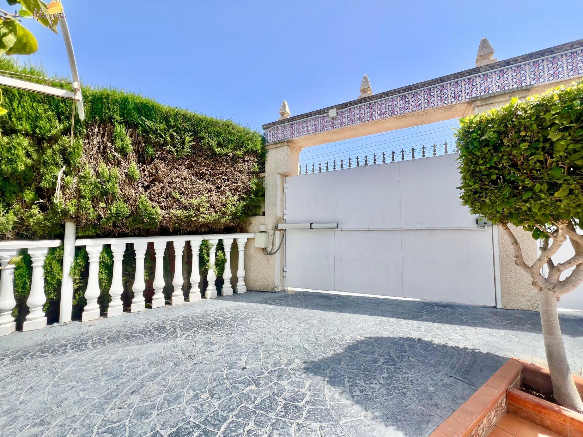 Villa in Orihuela Costa — image 4