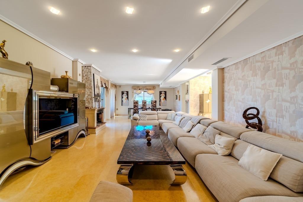 Villa in Torrevieja — image 3