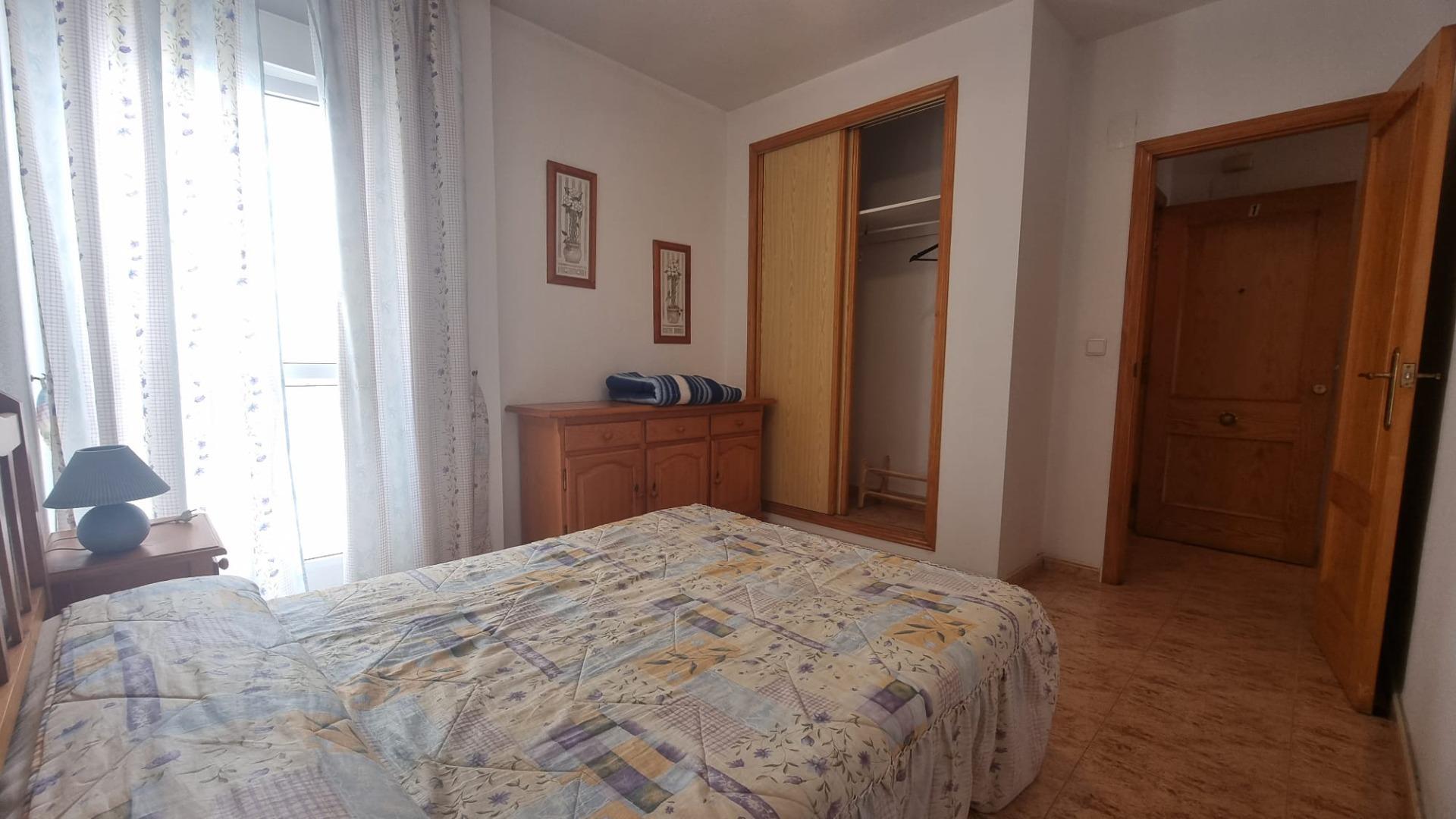 Apartment in Torrevieja — image 4