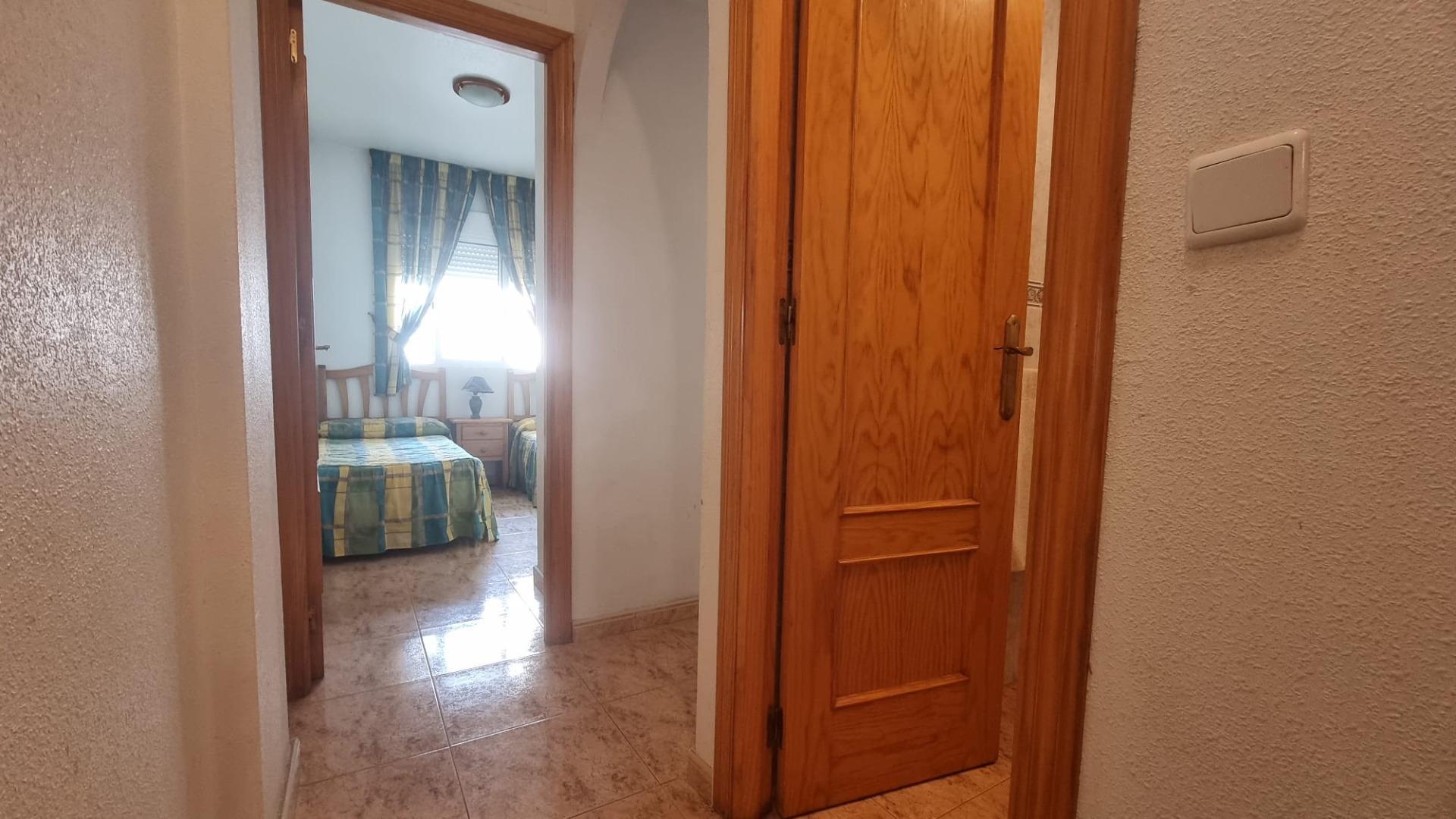 Apartment in Torrevieja — image 6
