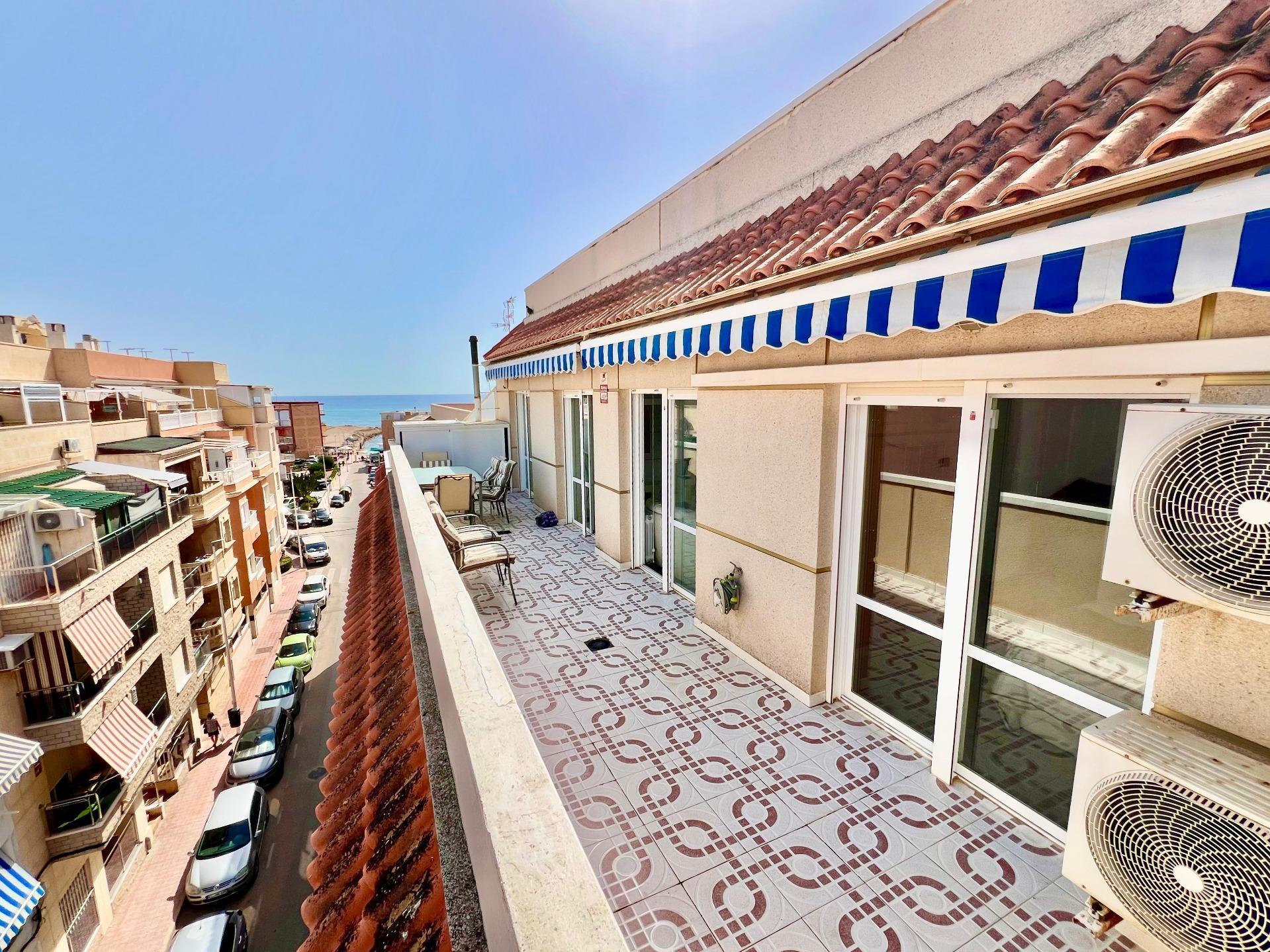 Apartment in Torrevieja — image 1