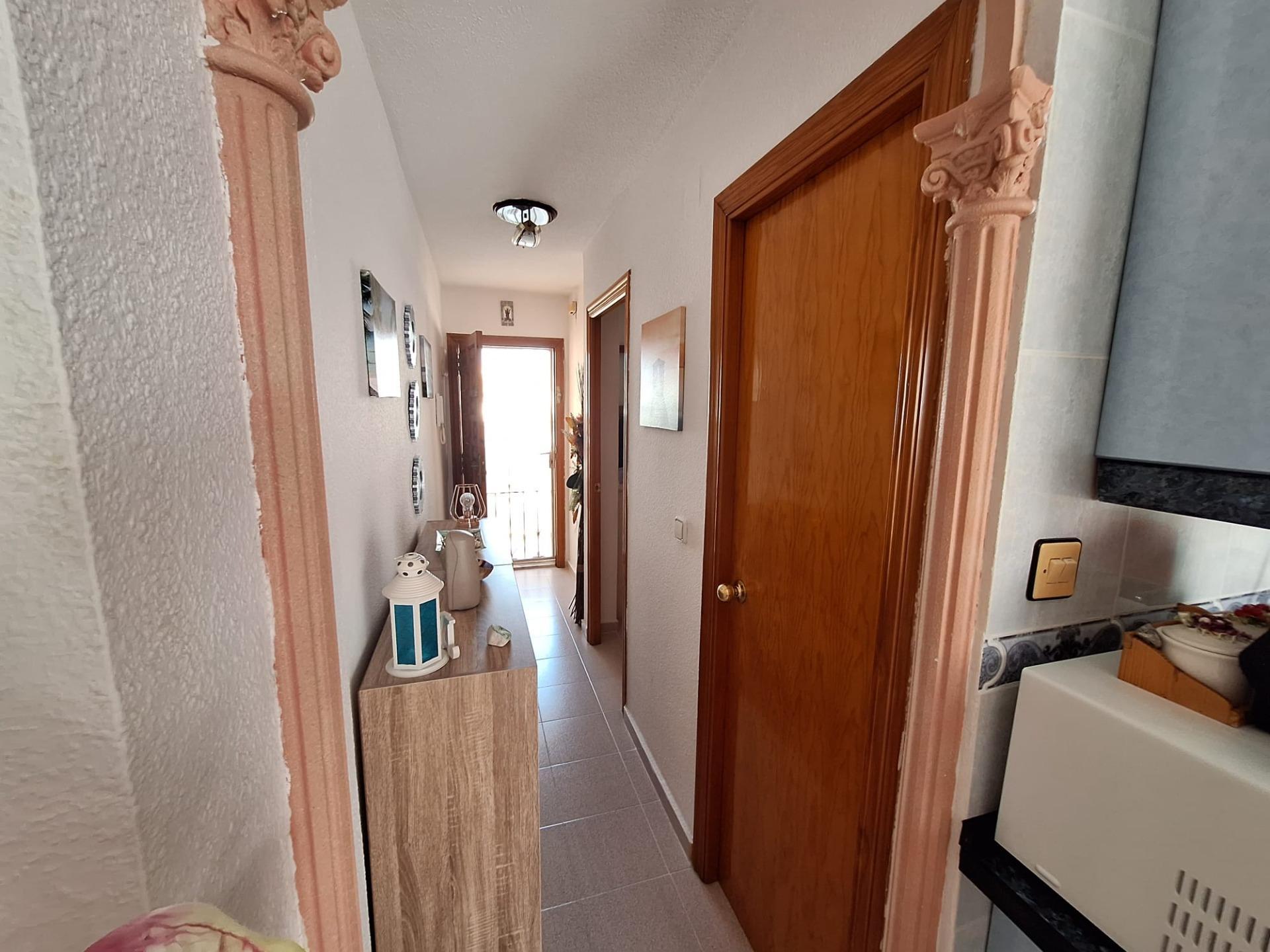 Apartment in Torrevieja — image 2