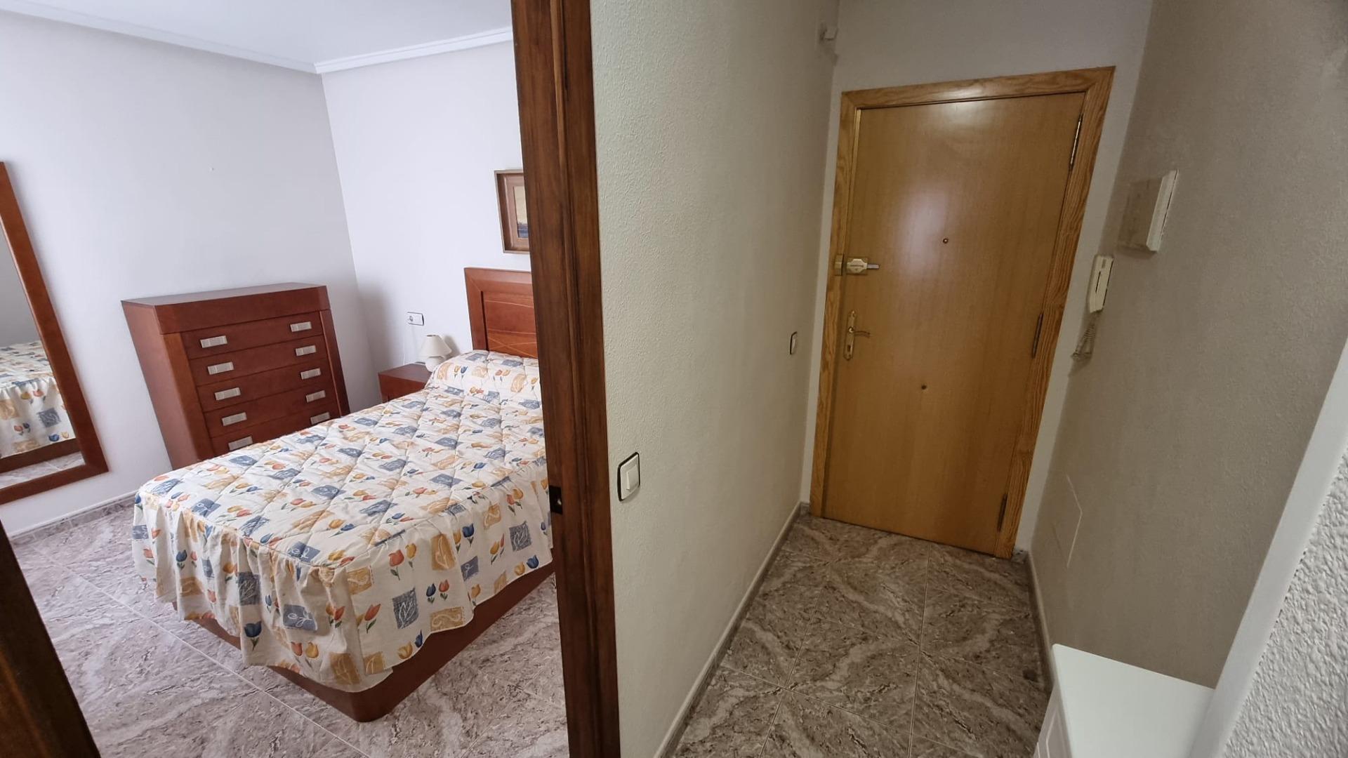 Apartment in Torrevieja — image 6