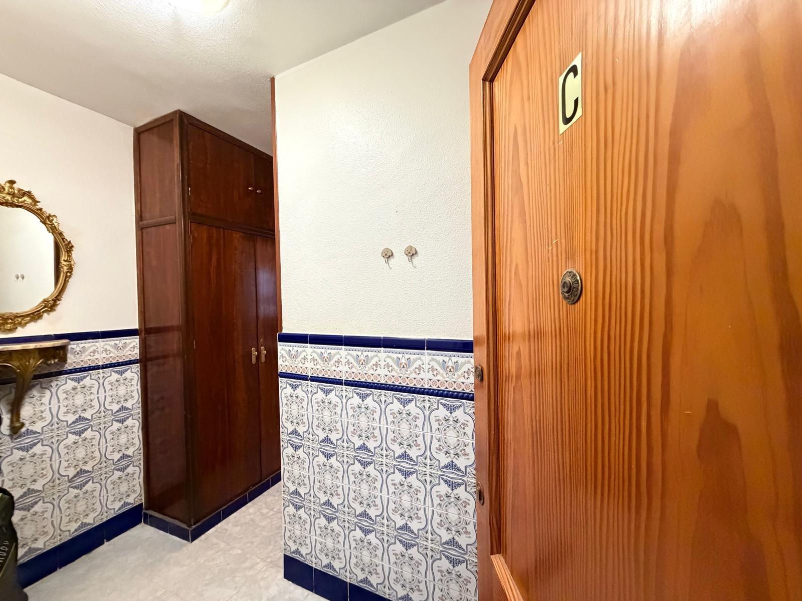 Apartment in Torrevieja — image 3