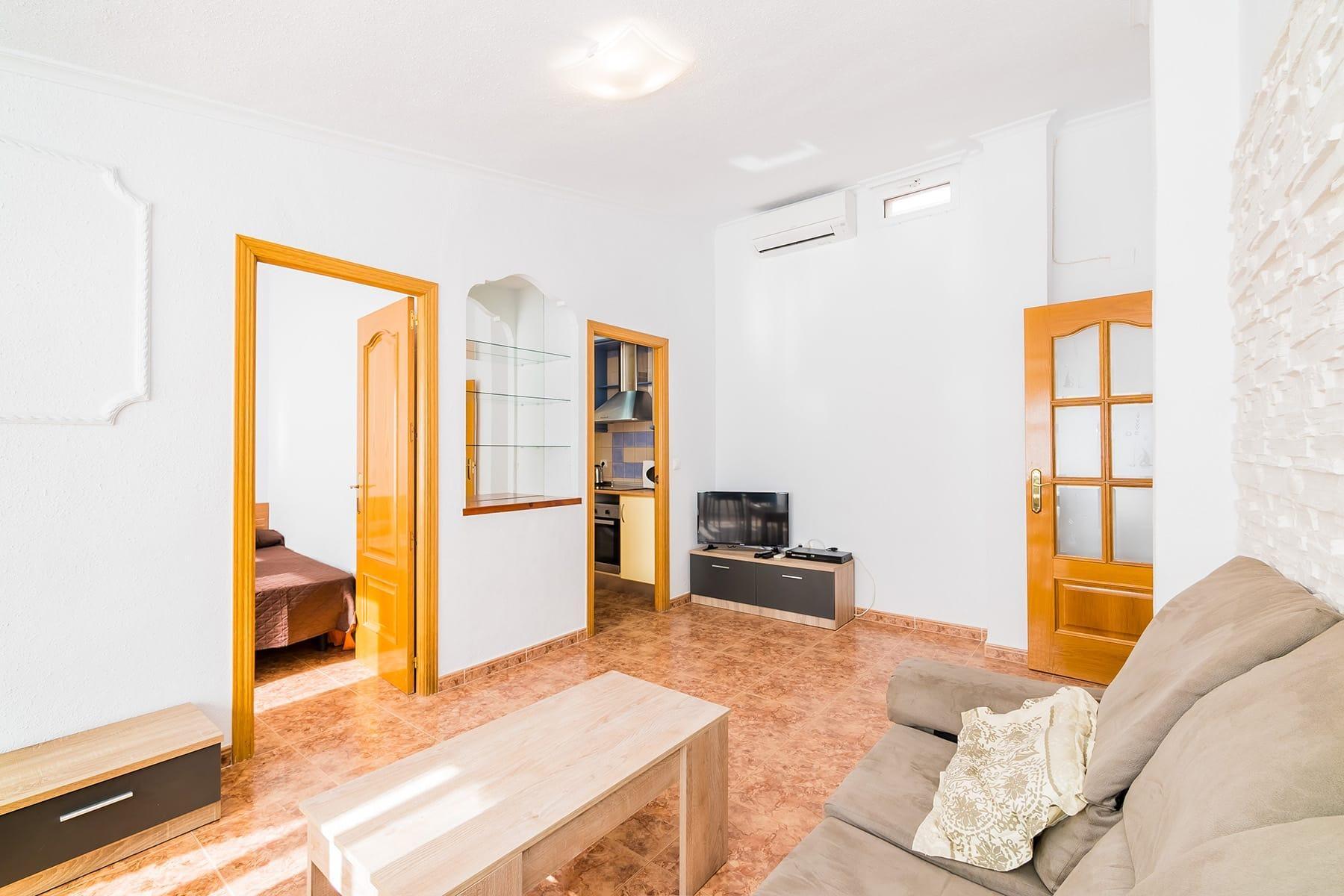 Apartment in Torrevieja — image 6