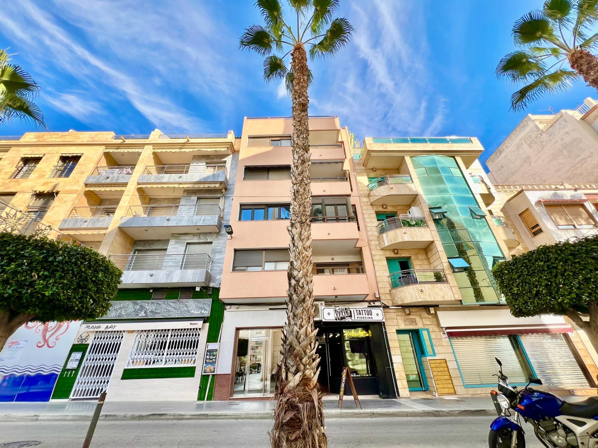 CONFORT, AMPLITUD Y EXCLUSIVIDAD. PISO DE 145m2 EN UBICACIÓN PRIVILEGIADA CON SOLÁRIUM COMUNITARIO PRIVATIVO DE 60m2 — image 3