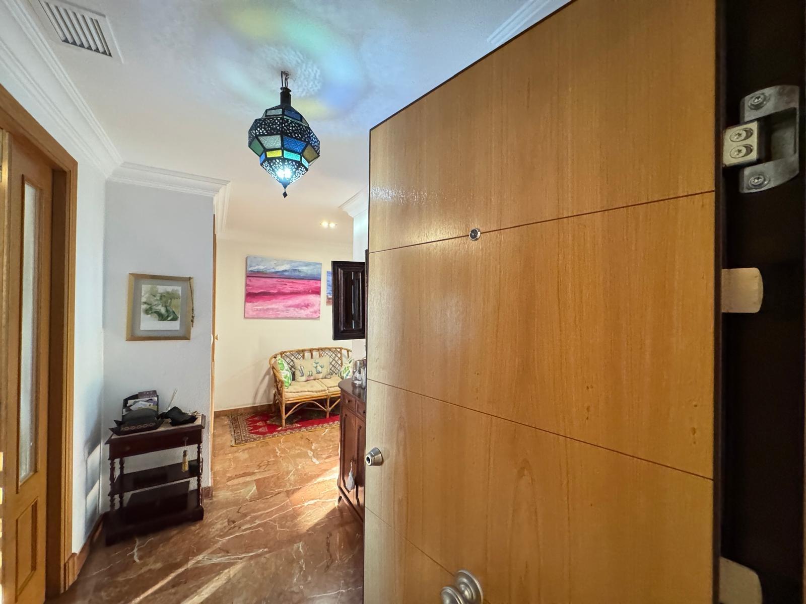 Apartment in Torrevieja — image 2