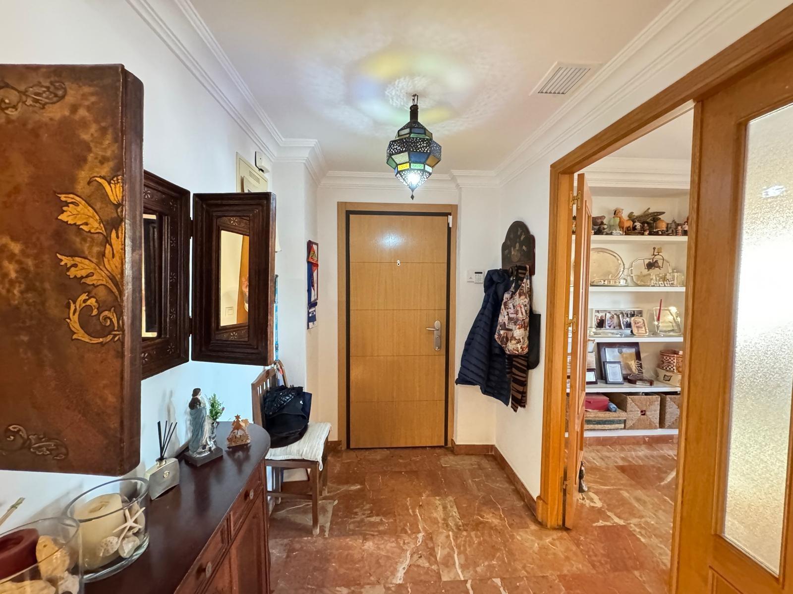 Apartment in Torrevieja — image 3