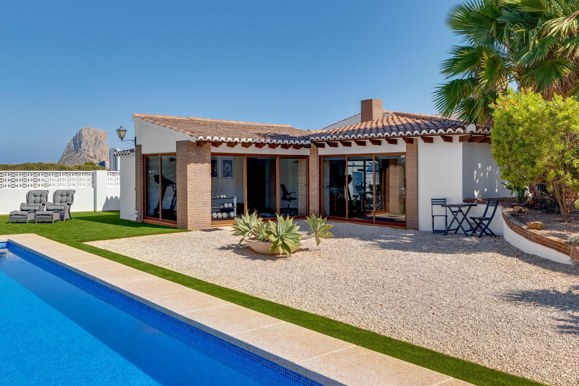 Villa in Calpe — image 2