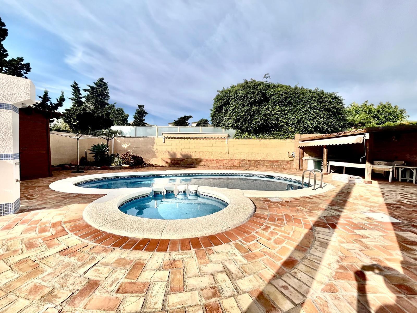 Villa in Torrevieja — image 6