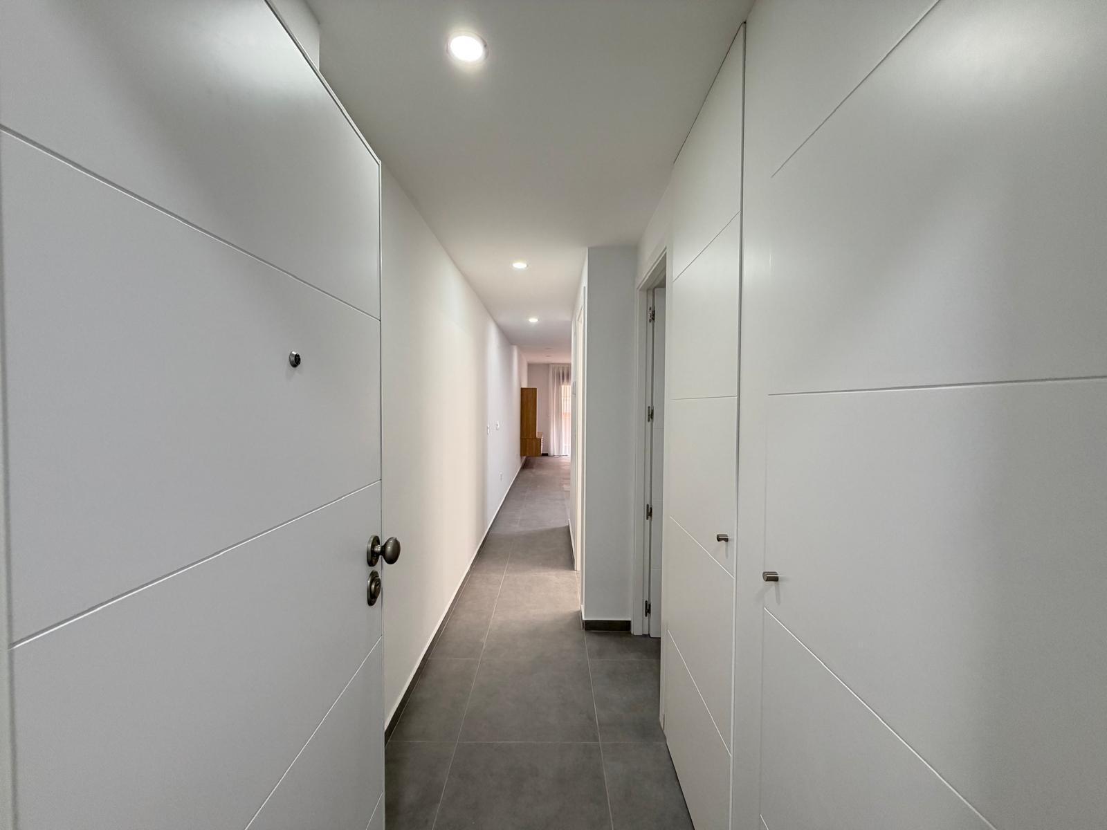 NUEVO APARTAMENTO EN RESIDENCIAL "ALEGRIA 21" CON GARAJE INCLUIDO. 3 DORM. 2 BAÑOS. 113 M2. PISCINA+SAUNA+BARBACOA. — image 2