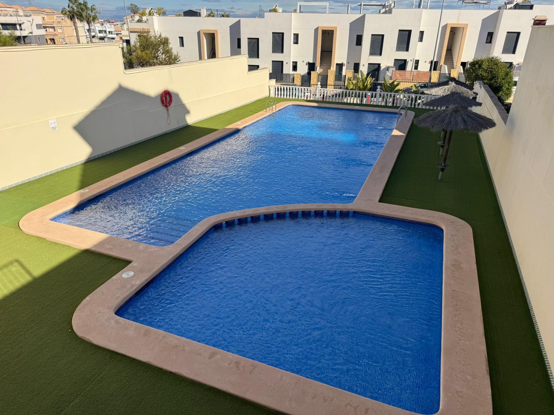 Townhouse in Orihuela Costa — image 3