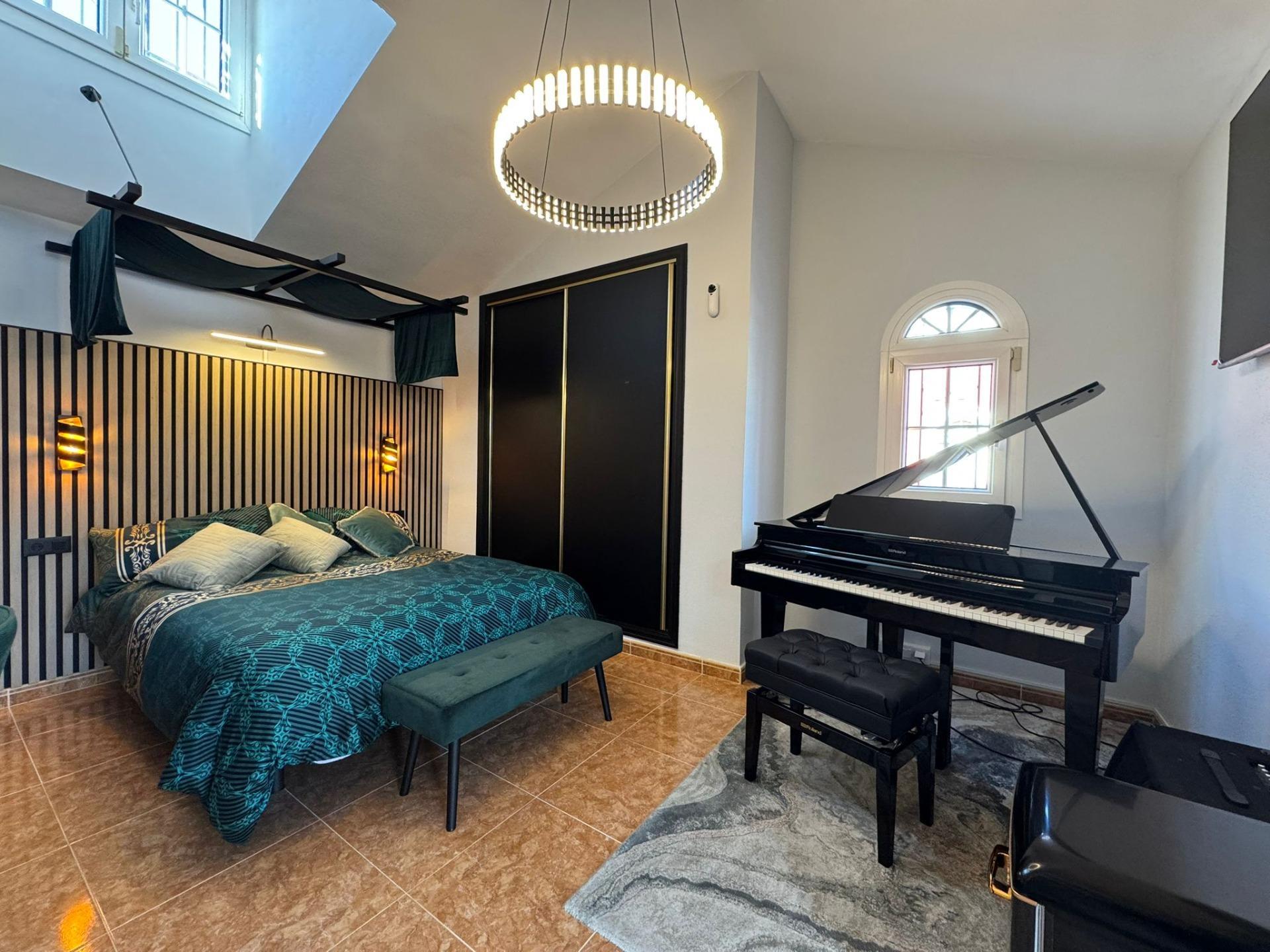 Townhouse in Orihuela Costa — image 7