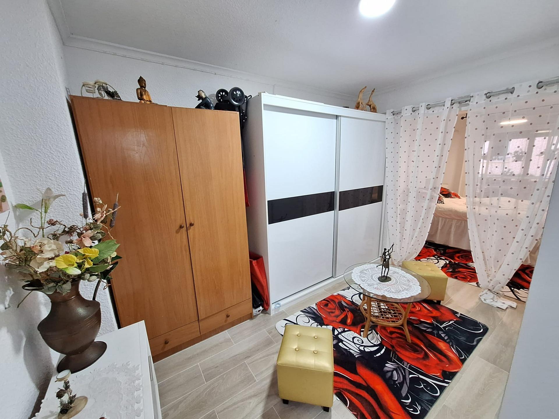 Apartment in Torrevieja — image 7