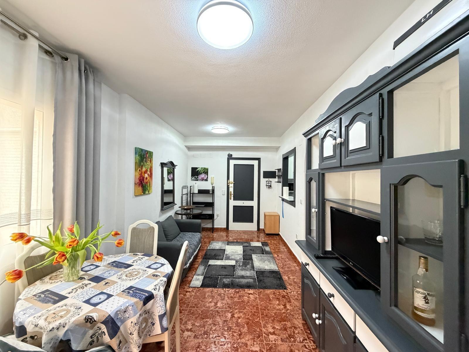 Apartment in Torrevieja — image 7