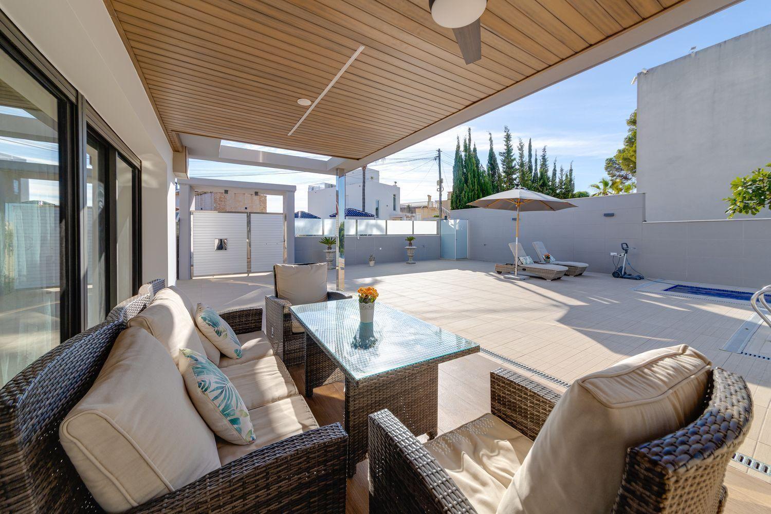 Villa in Torrevieja — image 5