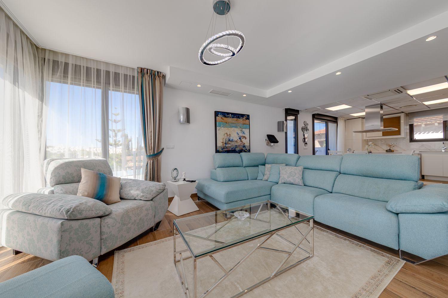 Villa in Torrevieja — image 6