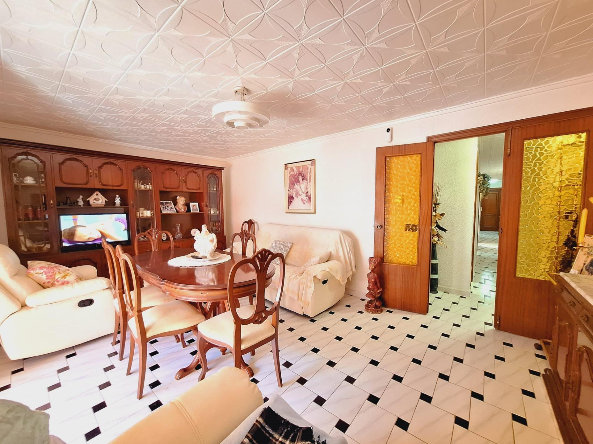 Apartment in Torrevieja — image 1