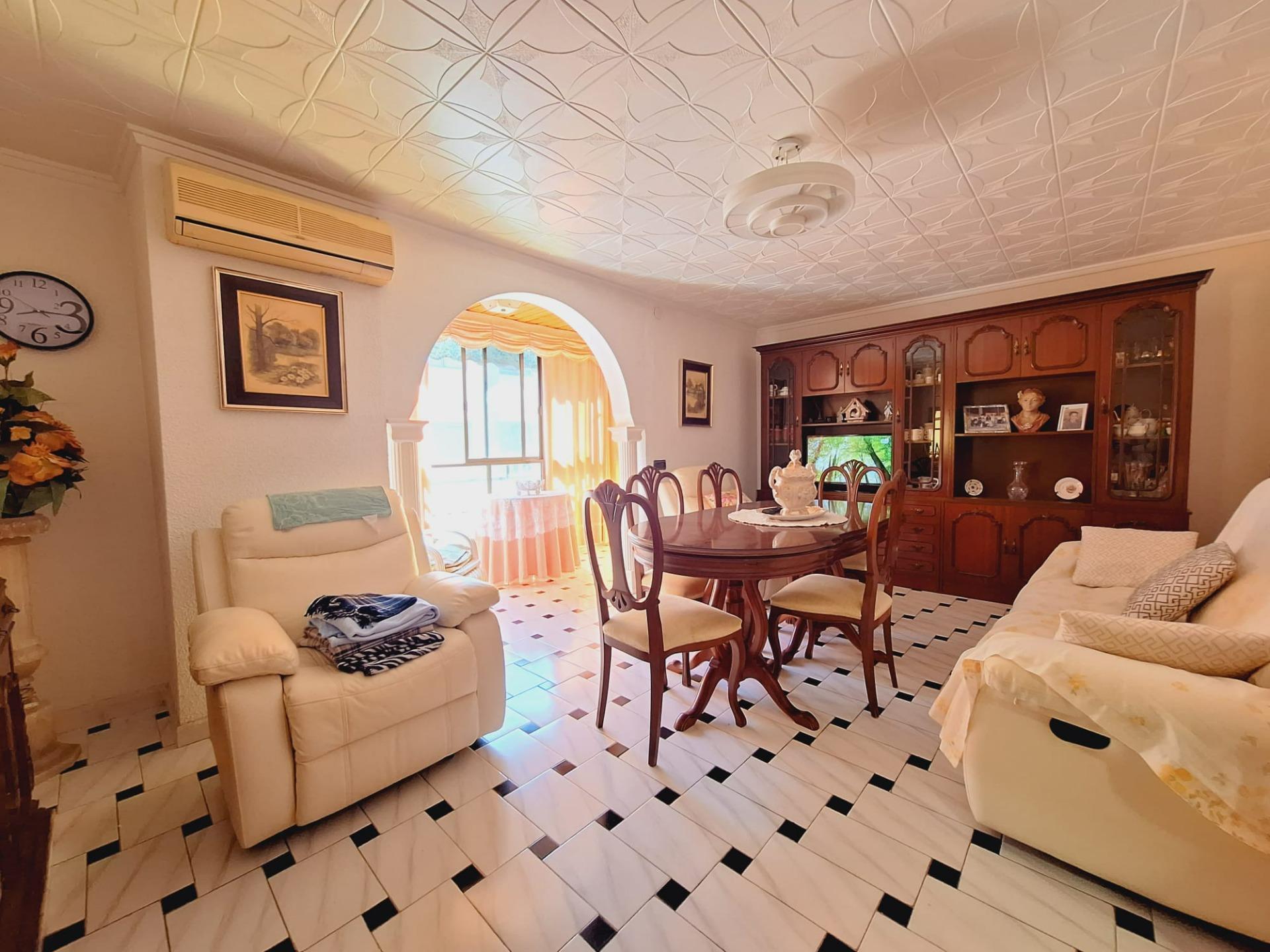 Apartment in Torrevieja — image 2