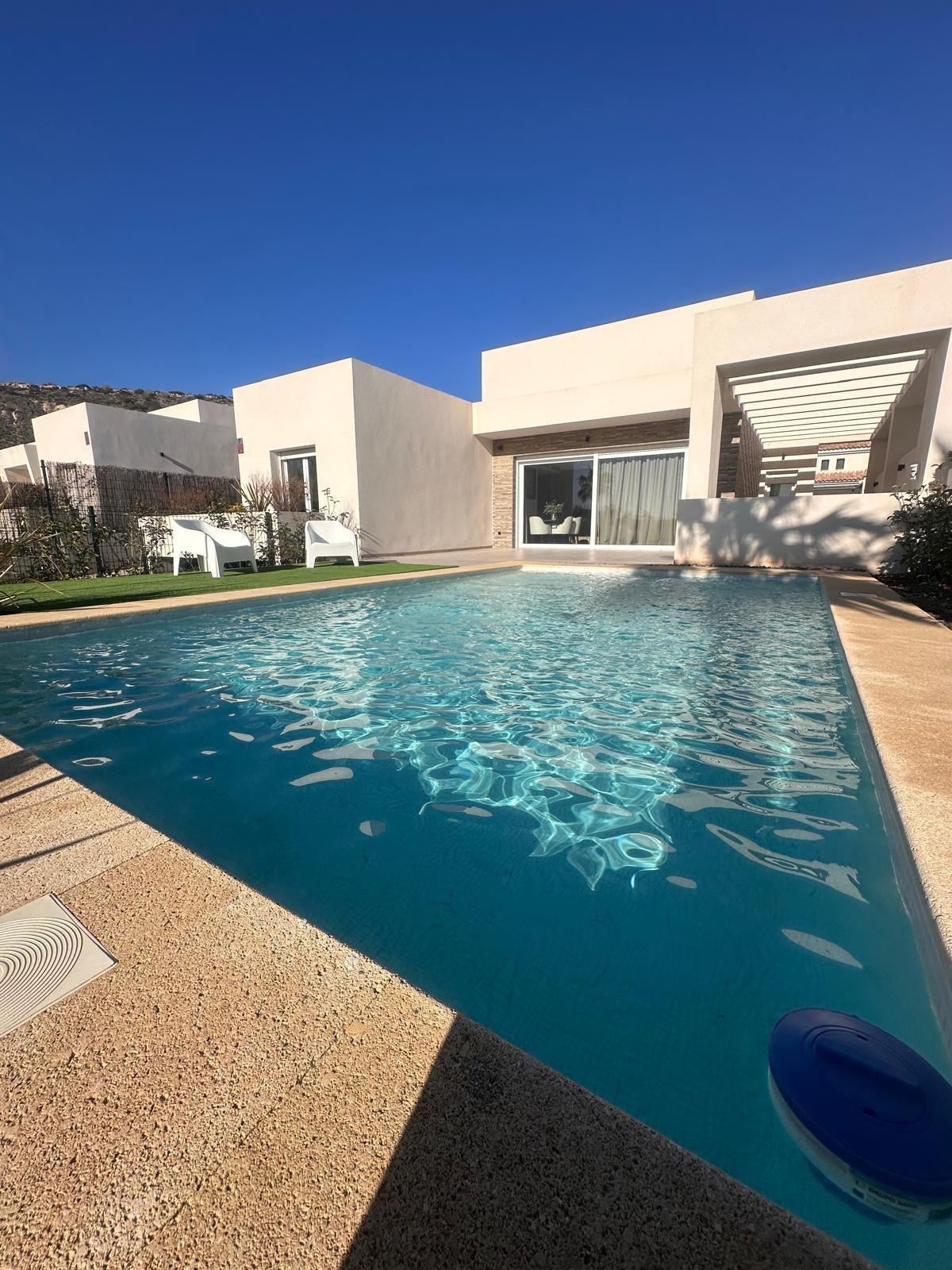 Villa in Finestrat — image 1