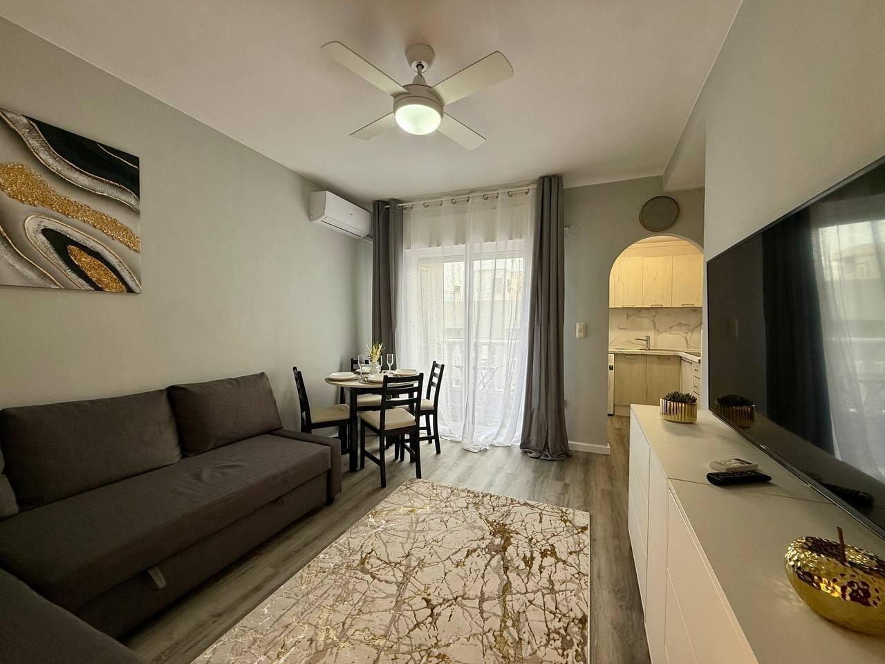 Apartment in Torrevieja — image 2
