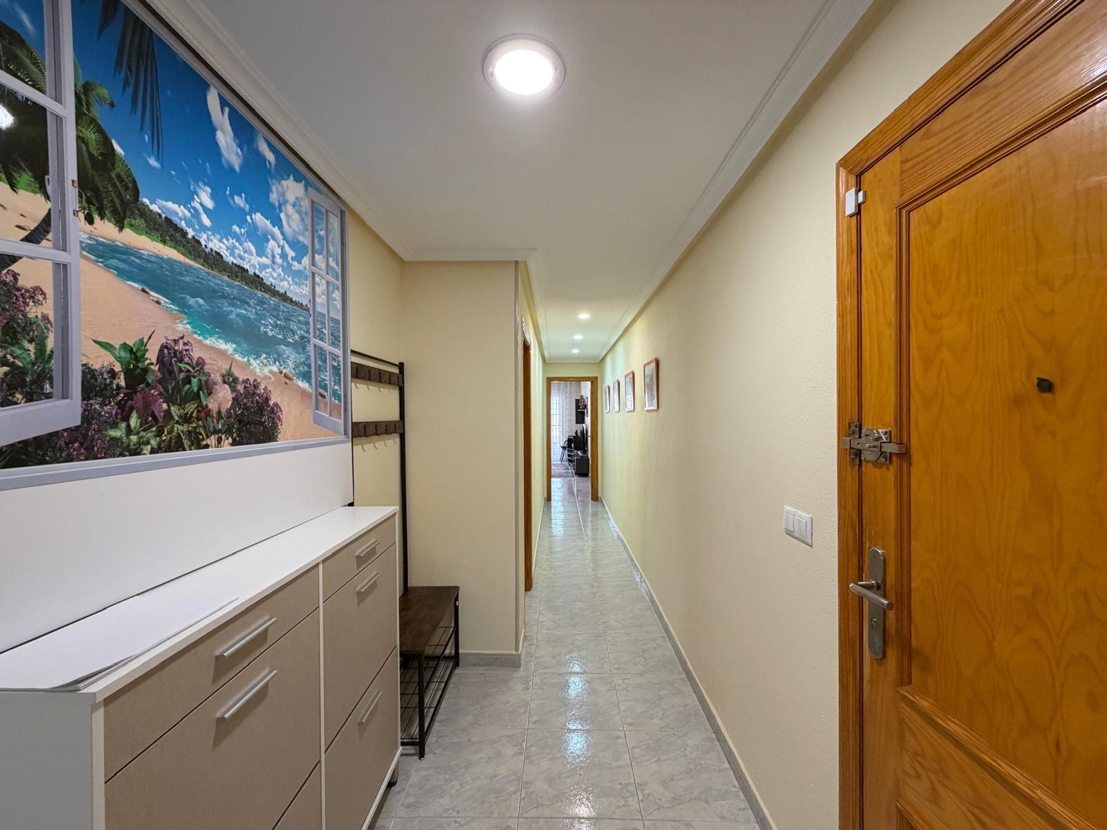 ESPECTACULAR APARTAMENTO CON VISTAS AL MAR A 150 METROS DE PLAYA DEL CURA Y CON 107 M2 DE SUPERFICIE. 3 DORM. 2 BAÑOS. — image 3