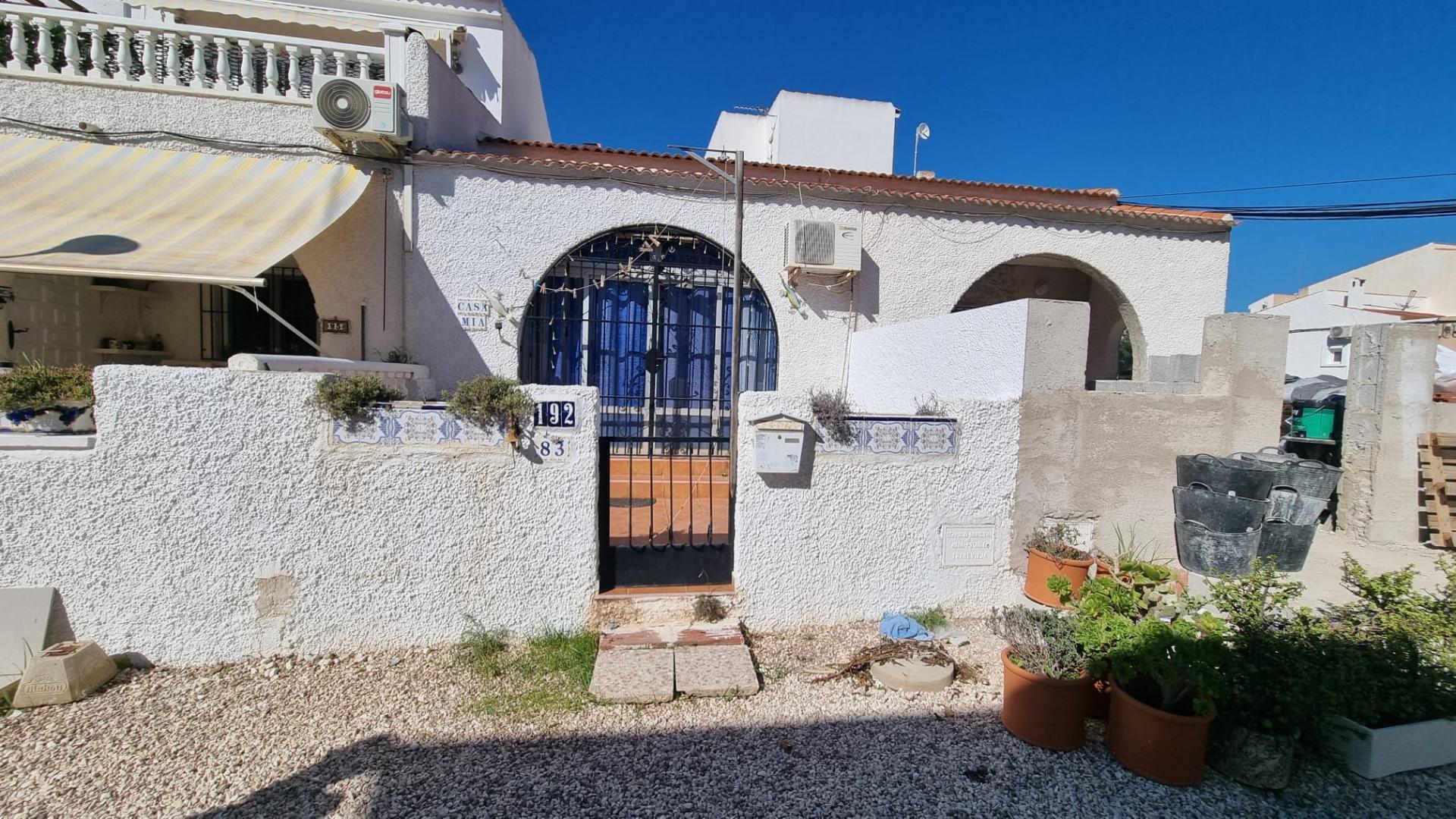 Apartment in Torrevieja — image 2