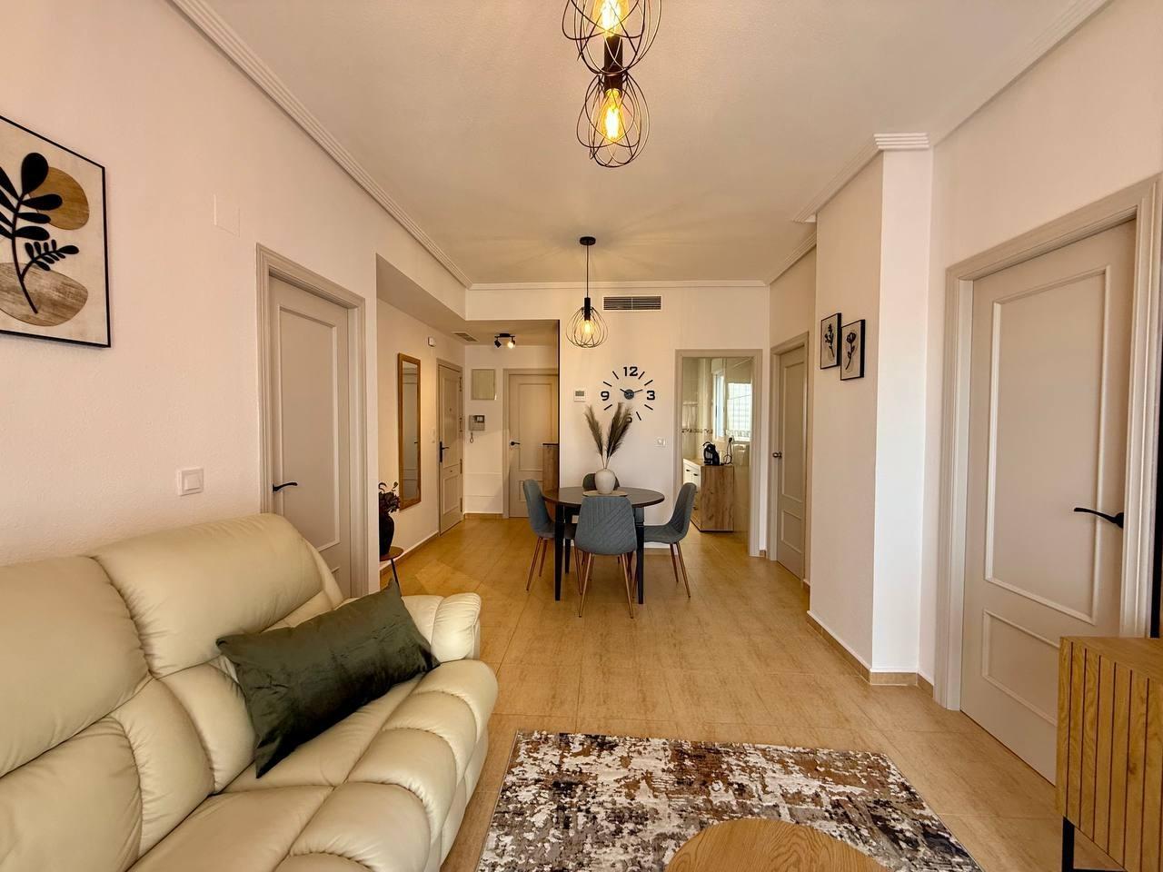 Apartment in Torrevieja — image 5