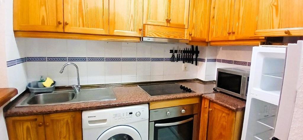 Apartment in Torrevieja — image 3