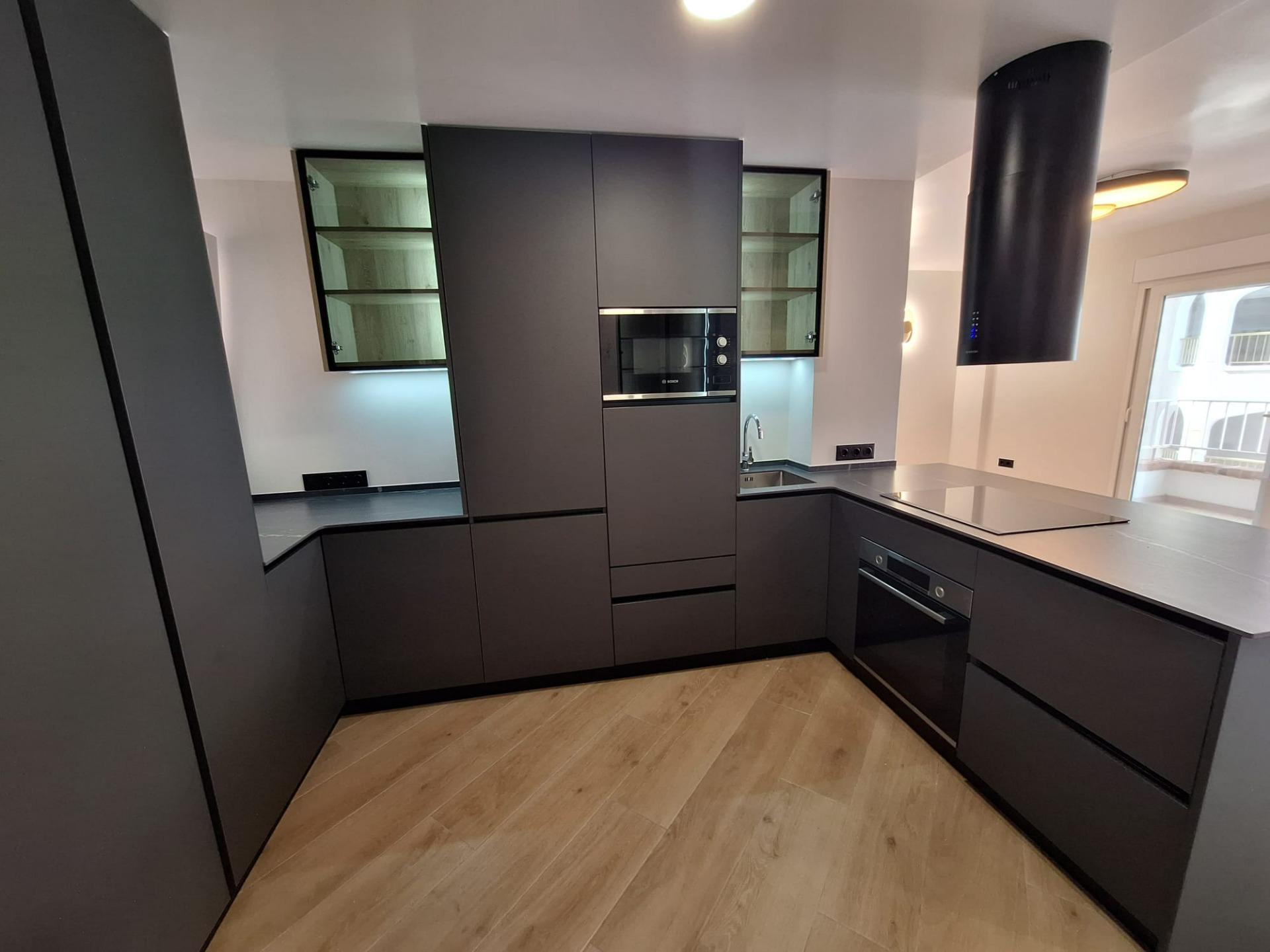 Apartment in Torrevieja — image 2