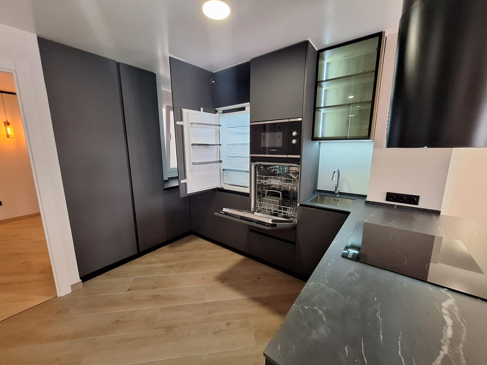 Apartment in Torrevieja — image 3
