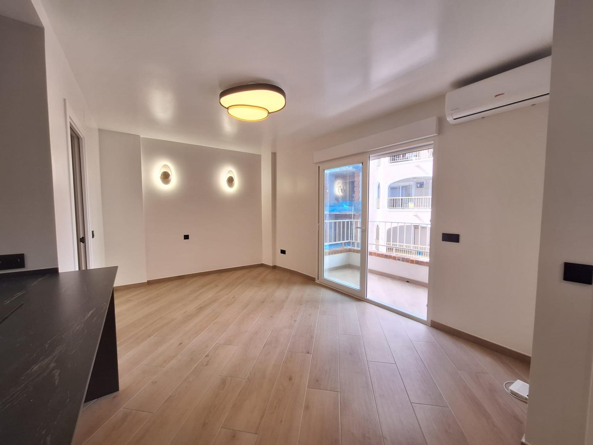 Apartment in Torrevieja — image 4