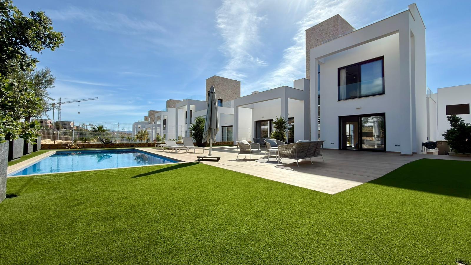 Villa in Torrevieja — image 3