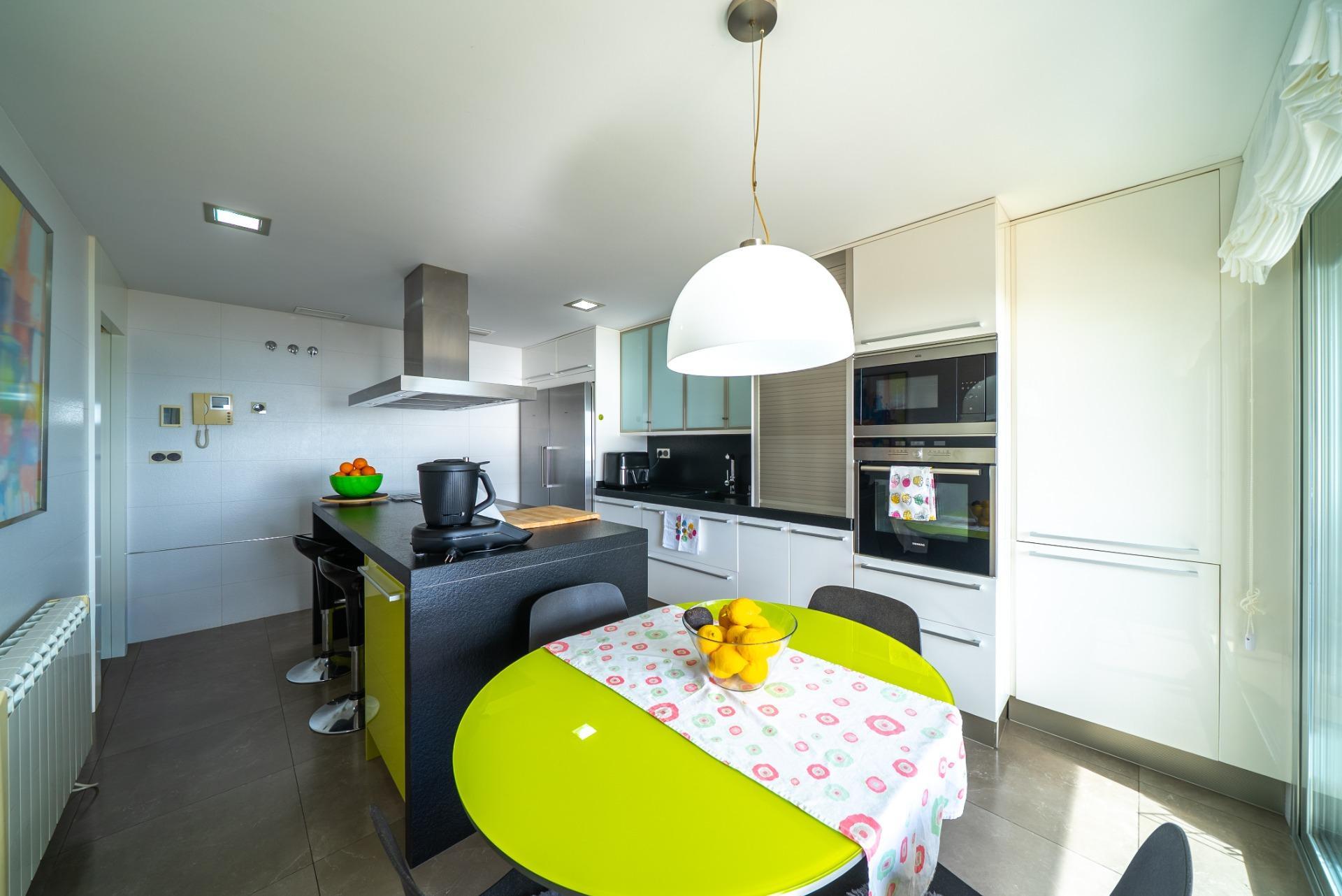 Apartment in Villajoyosa — image 4