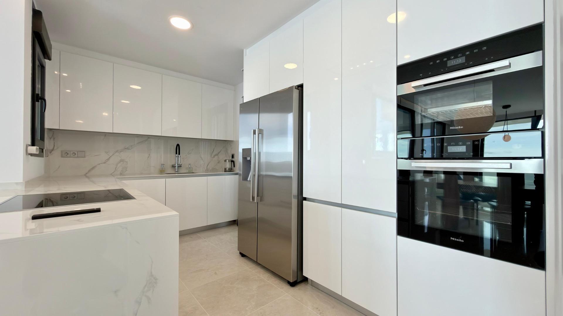 Apartment in Benidorm — image 2