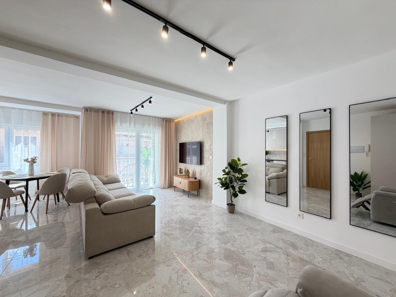 ÁTICO TOTALMENTE REFORMADO A 250 METROS DE PLAYA DEL CURA. 3 DORM. 1 BAÑO. SUPERFICIE 92 M2. TRASTERO INCLUIDO. — image 3