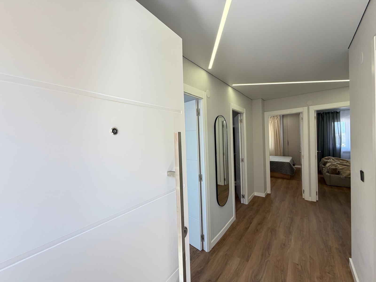 Apartment in Torrevieja — image 3