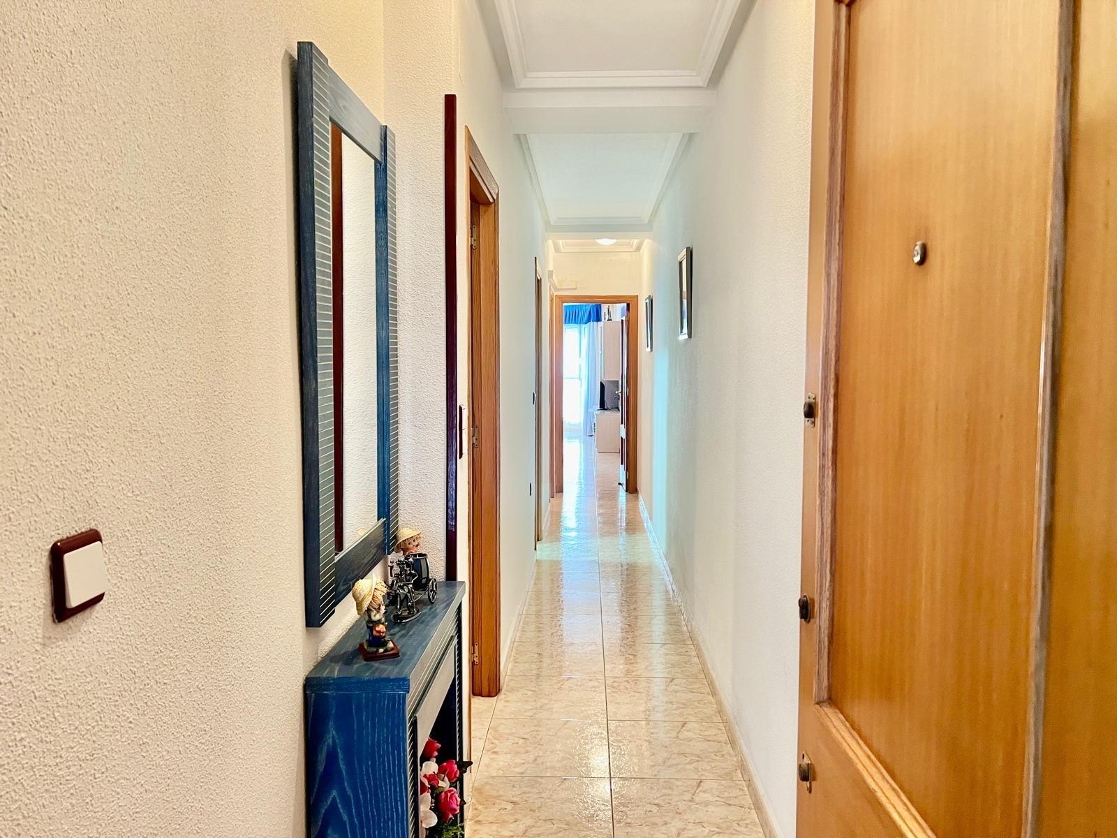 Apartment in Torrevieja — image 6