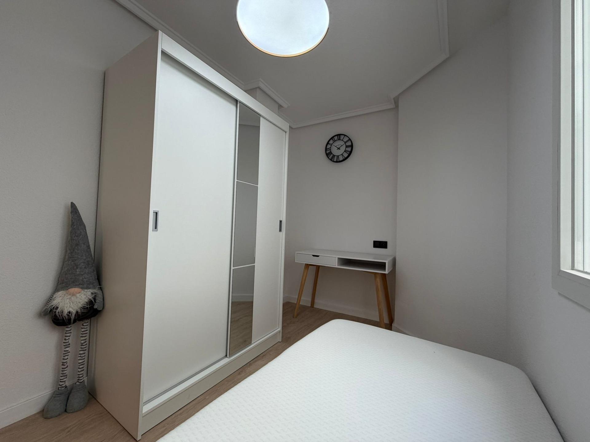 Apartment in Torrevieja — image 6